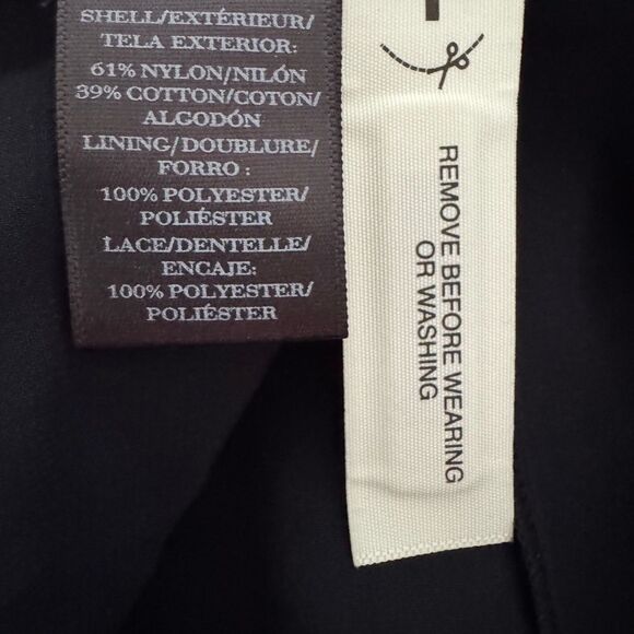 Ann Taylor Navy Blue Eyelit Pants and Sleeveless Top Set - Picture 10 of 10